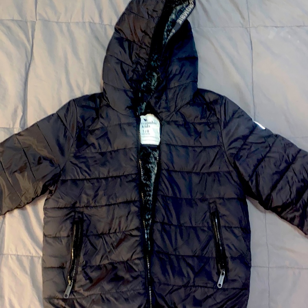Abercrombie kids black puff coat